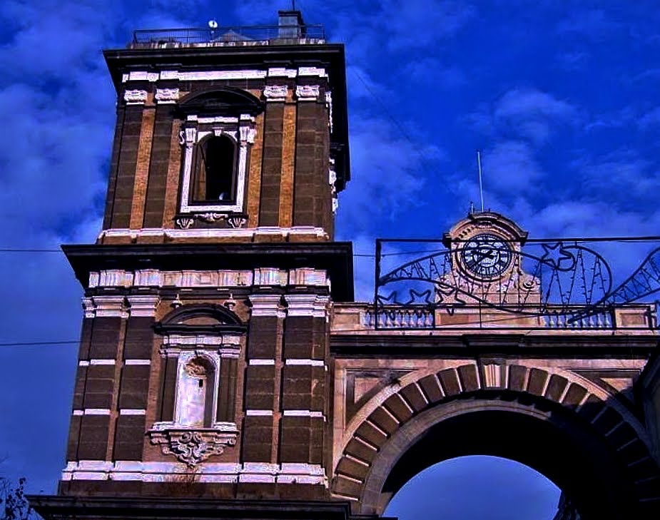Porta Napoli