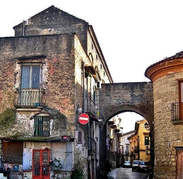 Porta San Giovanni