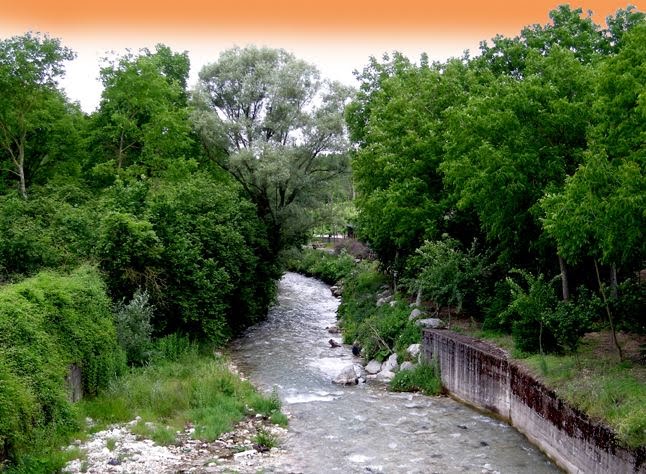 fiume sabato al tramonto