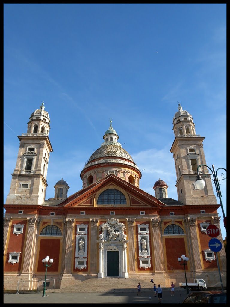 Santa Maria di carignano, Genova