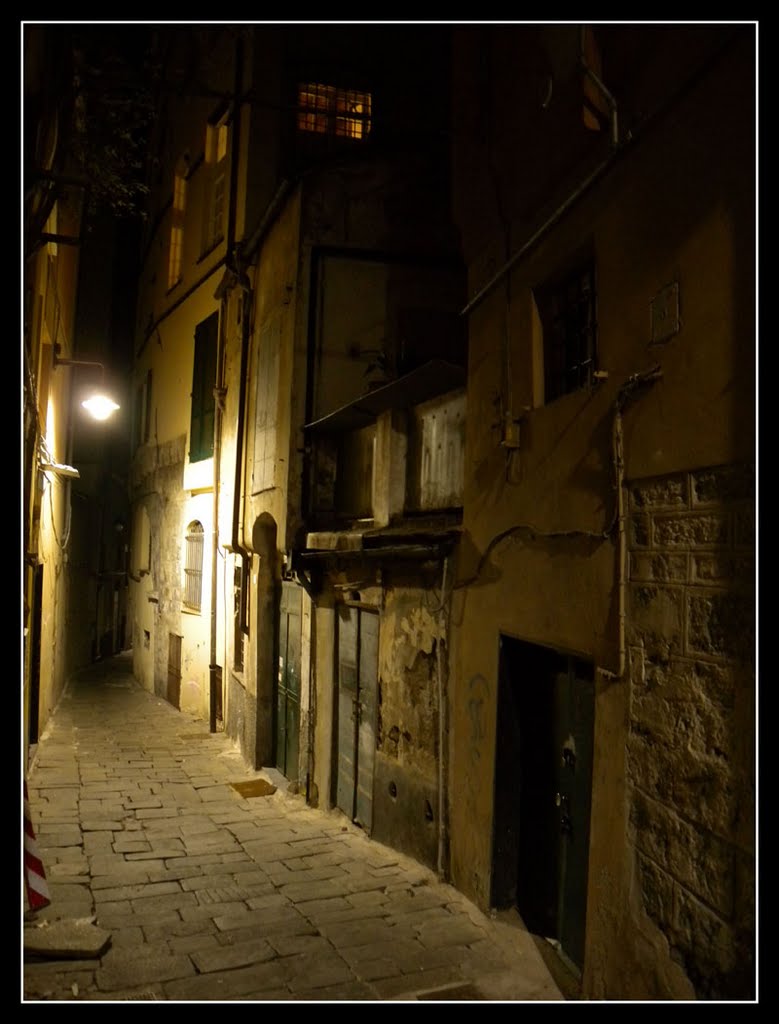 Vico Morchi, Genova