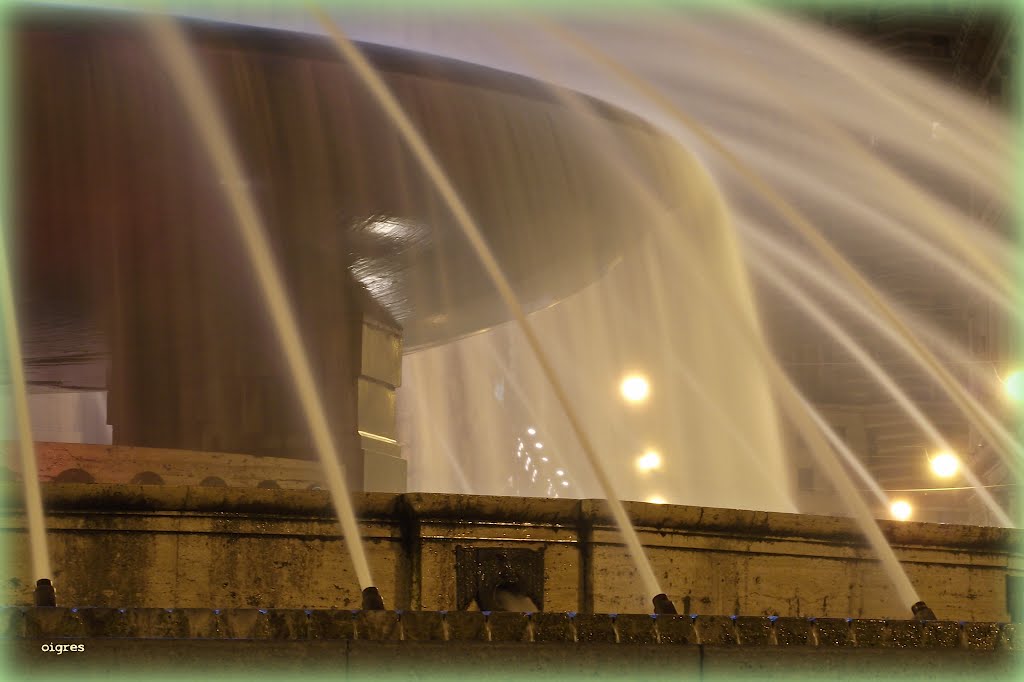 Genova - Una sera destate in Piazza De Ferrari