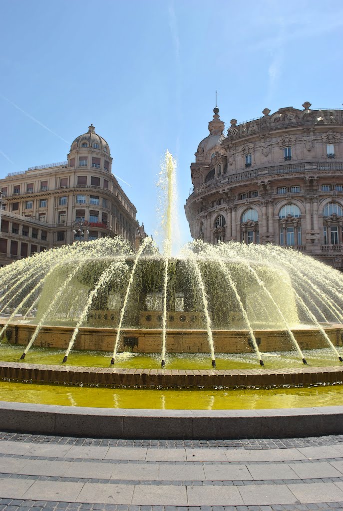Piazza De Ferrari  - fontana in bronzo