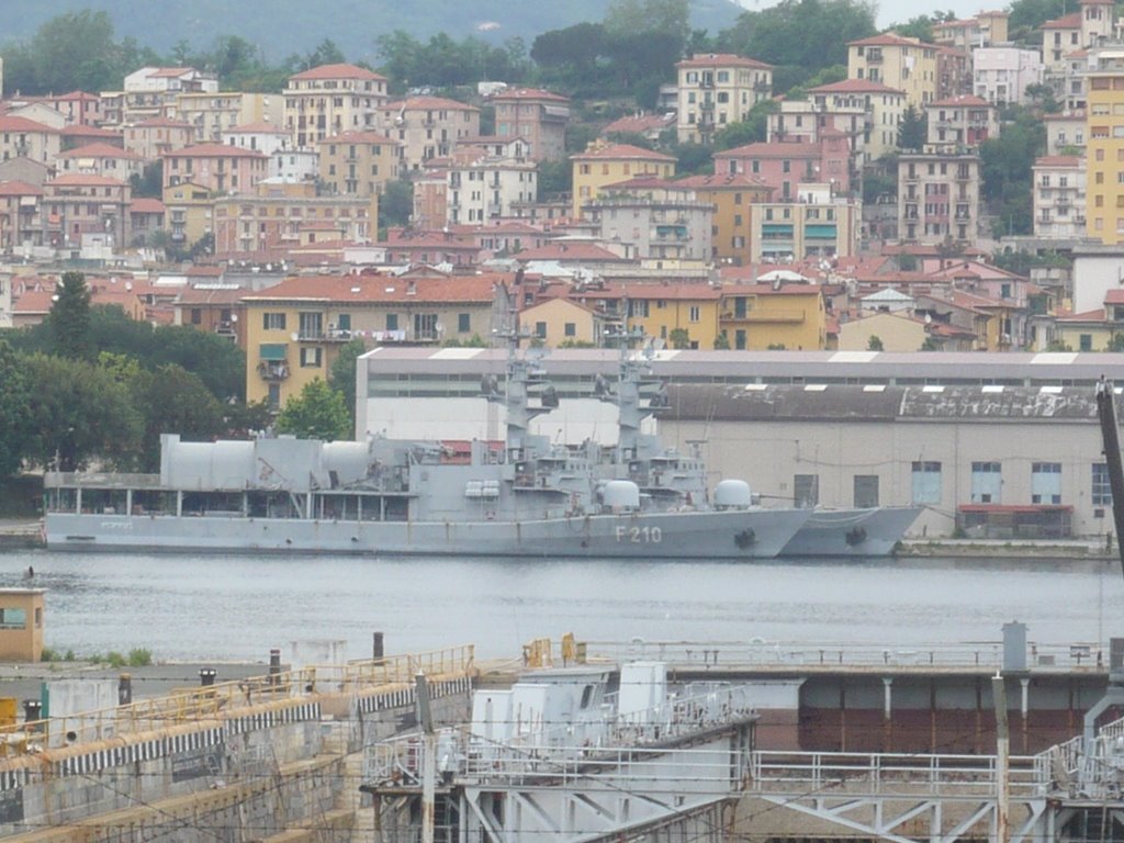 La Spezia - arsenale militare - corvette irachene
