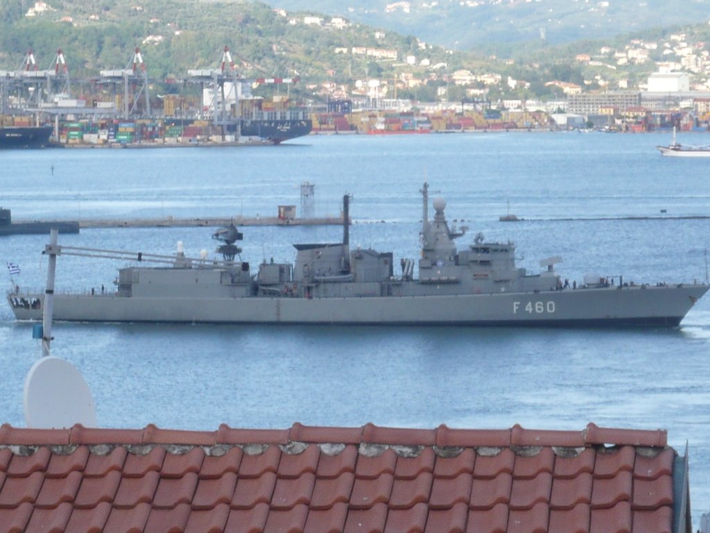 Marola - fregata greca  Aegeon F460