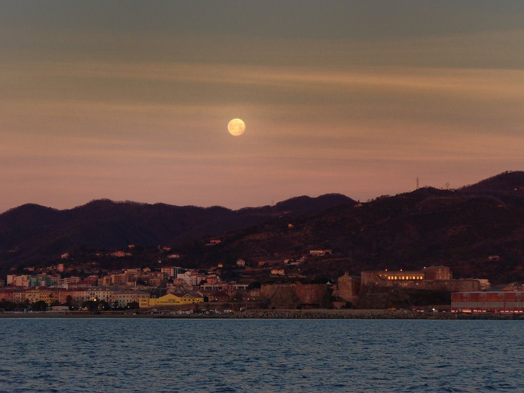 Savona at dawn with full moon