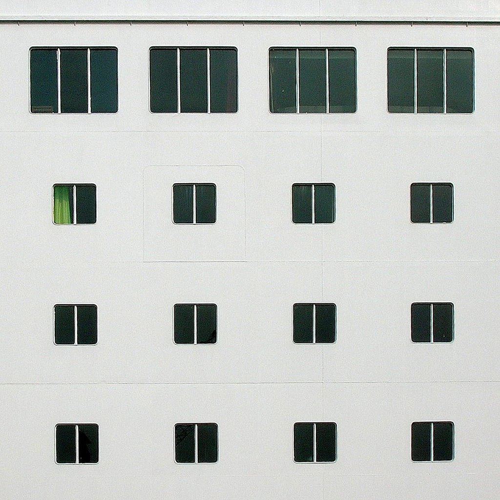 La tenda verde. (Green curtain)