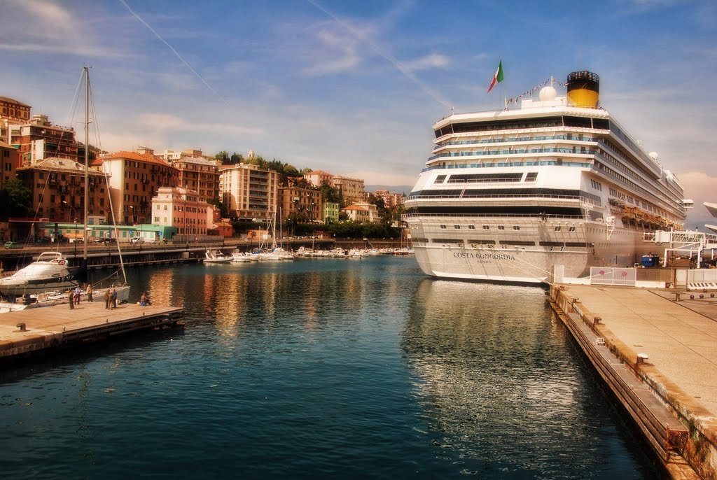 il sogno.....(partire per una lunga crocera.... porto di savona..)