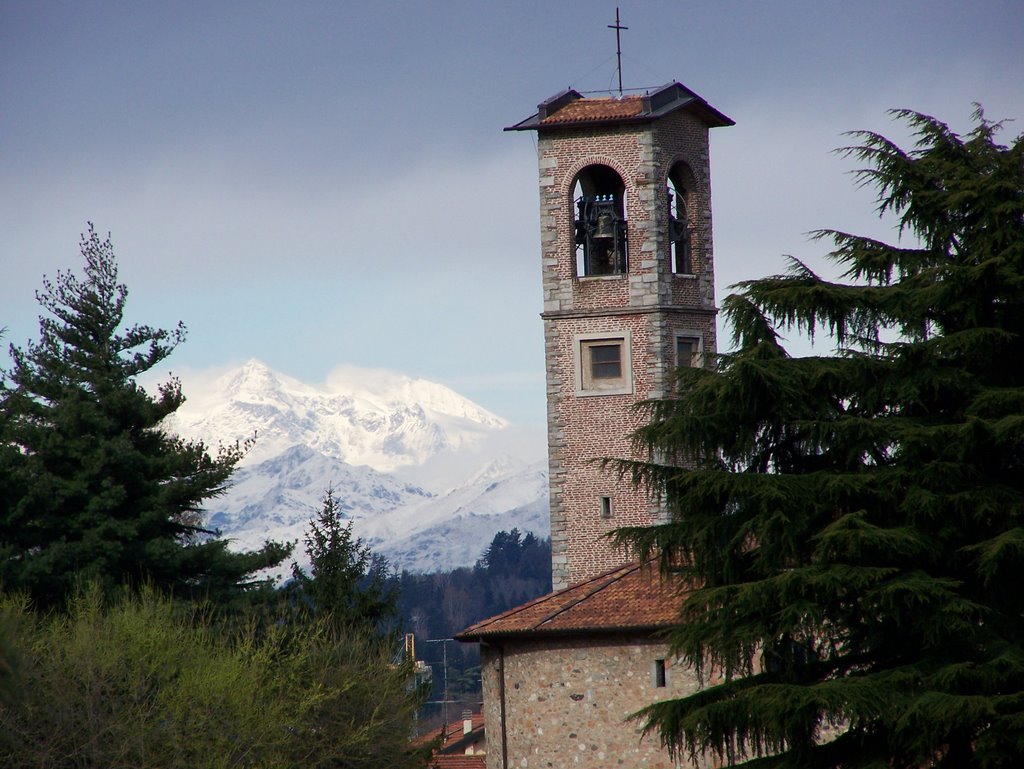 Il campanile di San Fermo
