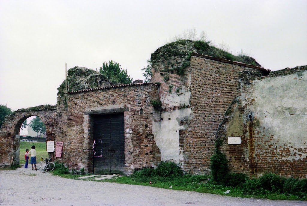 Porta Mosa - rudere medioevale 1