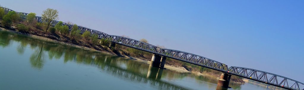 Ponte ferroviario Cremona-Piacenza