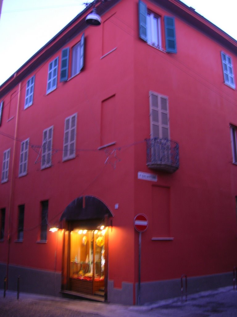 rosso pompeiano a cremona.