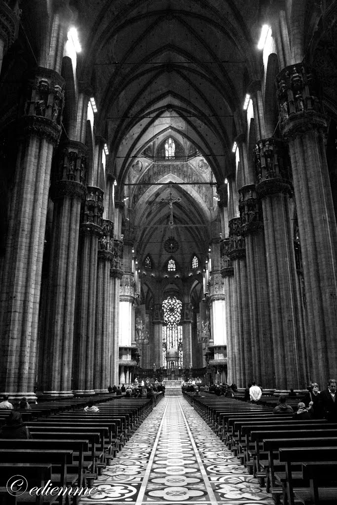 Duomo di Milano - Navata Centrale