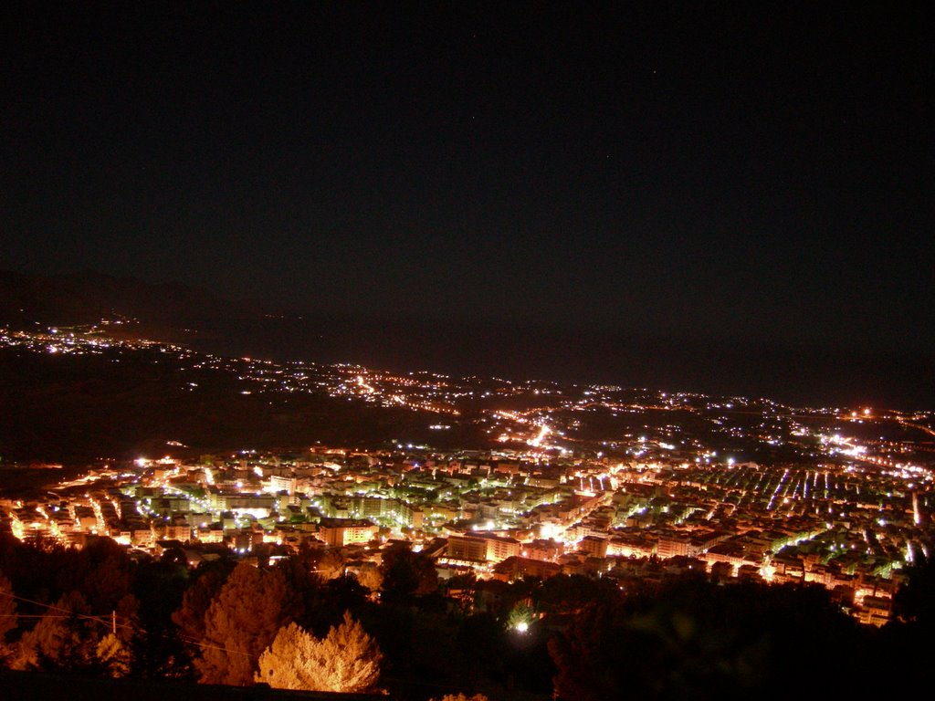 Alcamo vista da Monte Bonifato notte