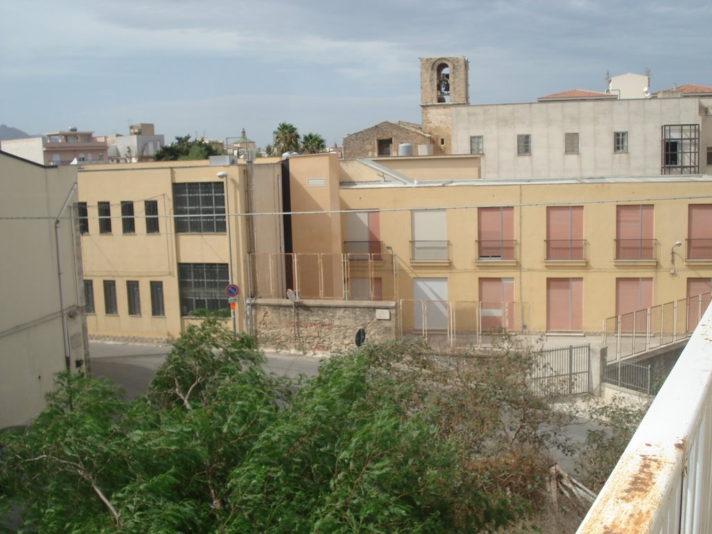 Scuola Elementare Lombardo Radice - solo una parte della scuola