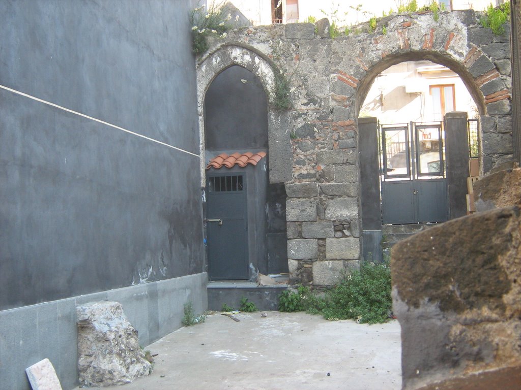 Resti romani presso la chiesa dei Minoritelli
