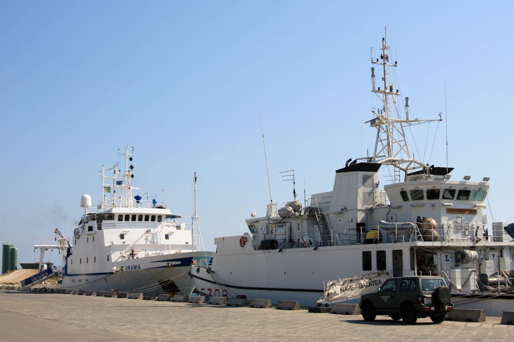 2010, Licata (banchina di levante) Nave Galatea