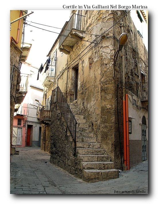 cortile in via Galliani- Borgo Marina