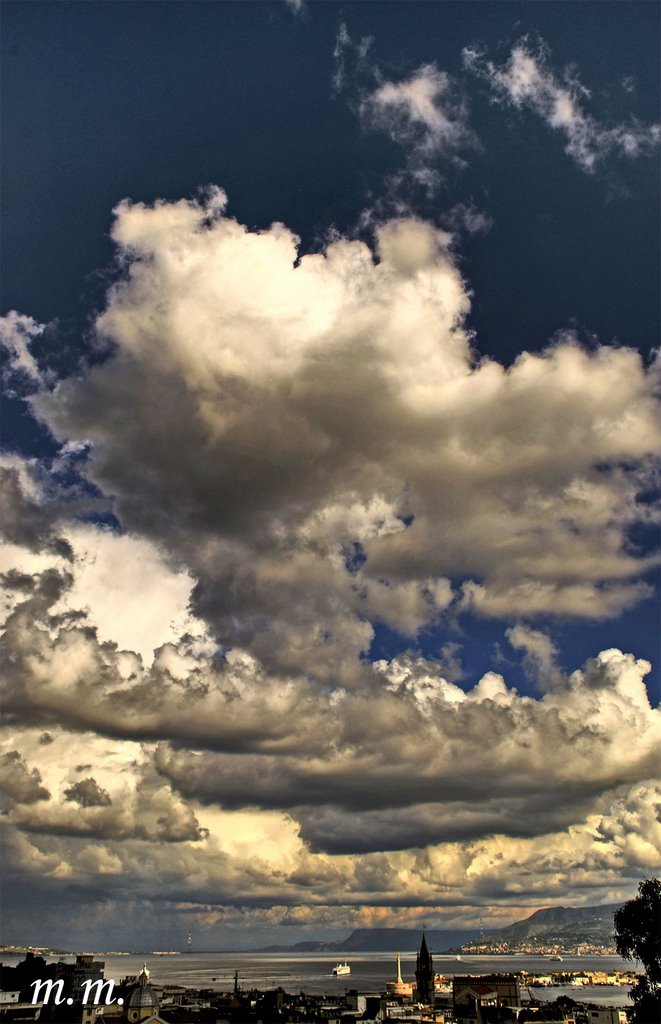 Nuvole nel cielo di Messina