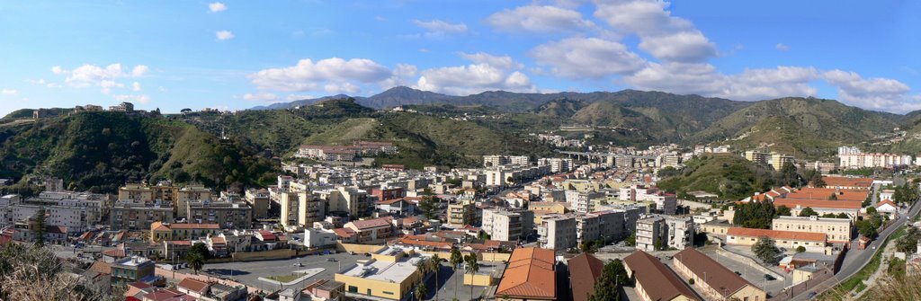 La valle Camaro da Montepiselli, Messina