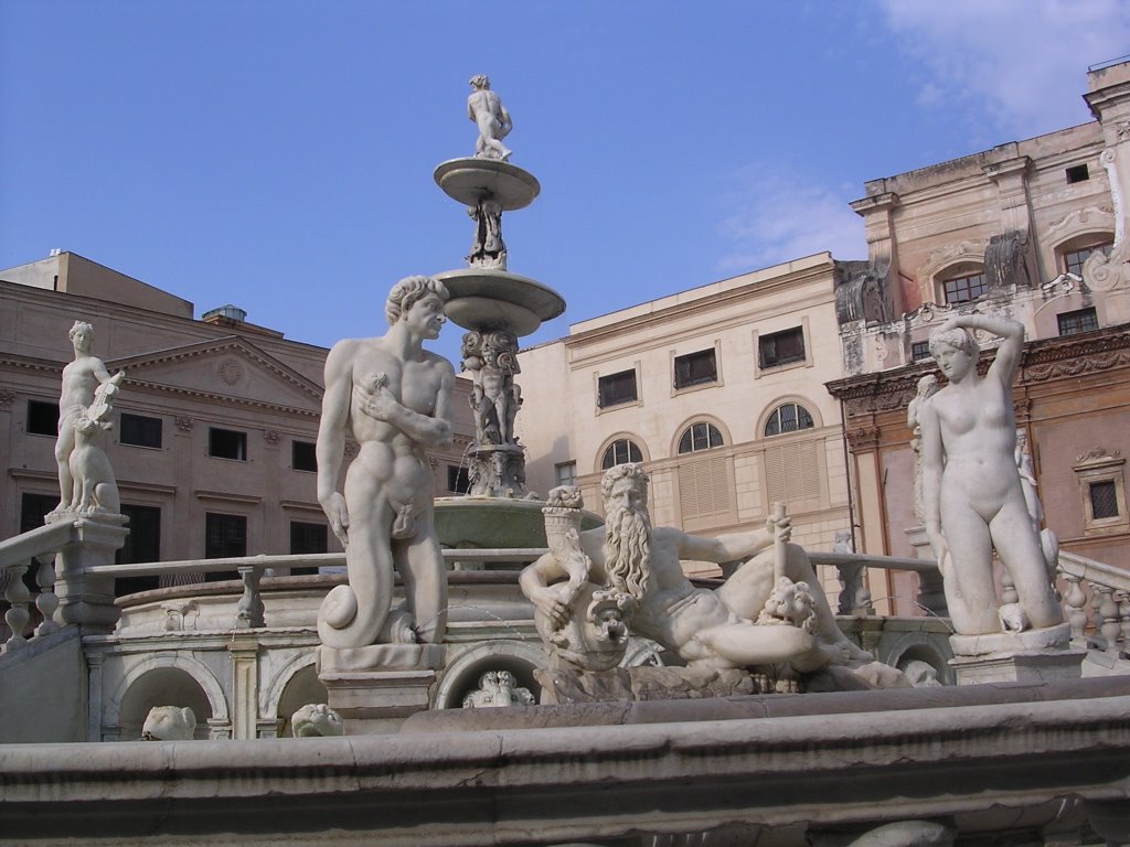 Palermo: piazza Pretoria