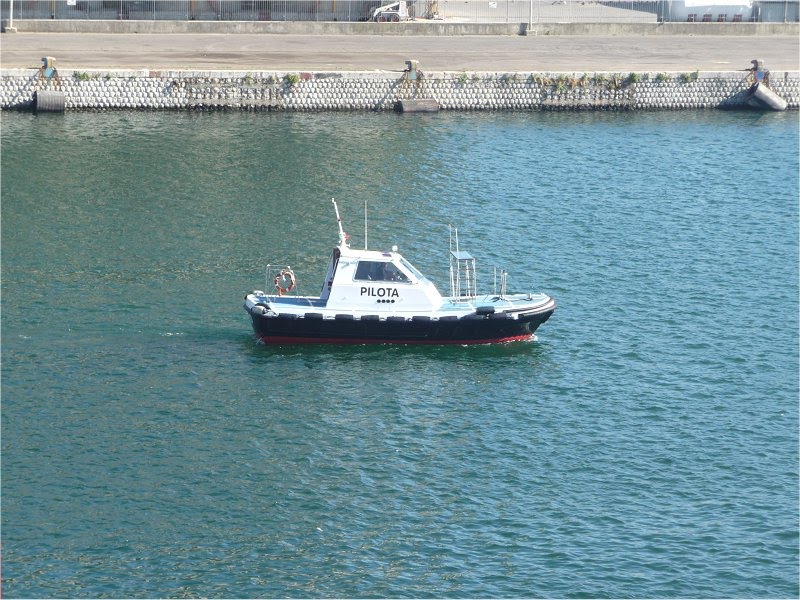 pilotina al porto di Palermo