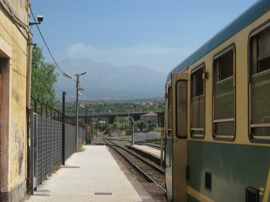 Stazione di Paternò; Ferrovia Circumetnea