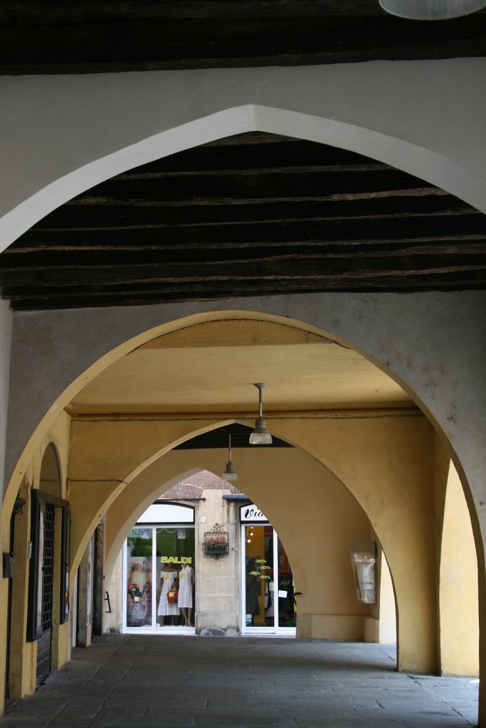 Vercelli - Piazza Cavour - portici