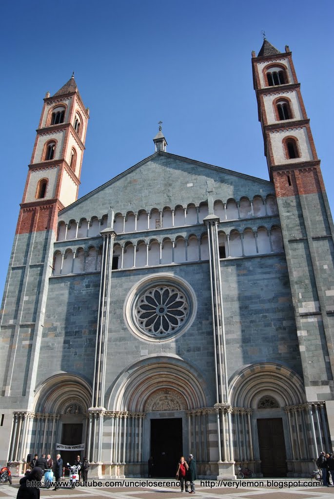 VERCELLI BASILICA DI SANTANDREA