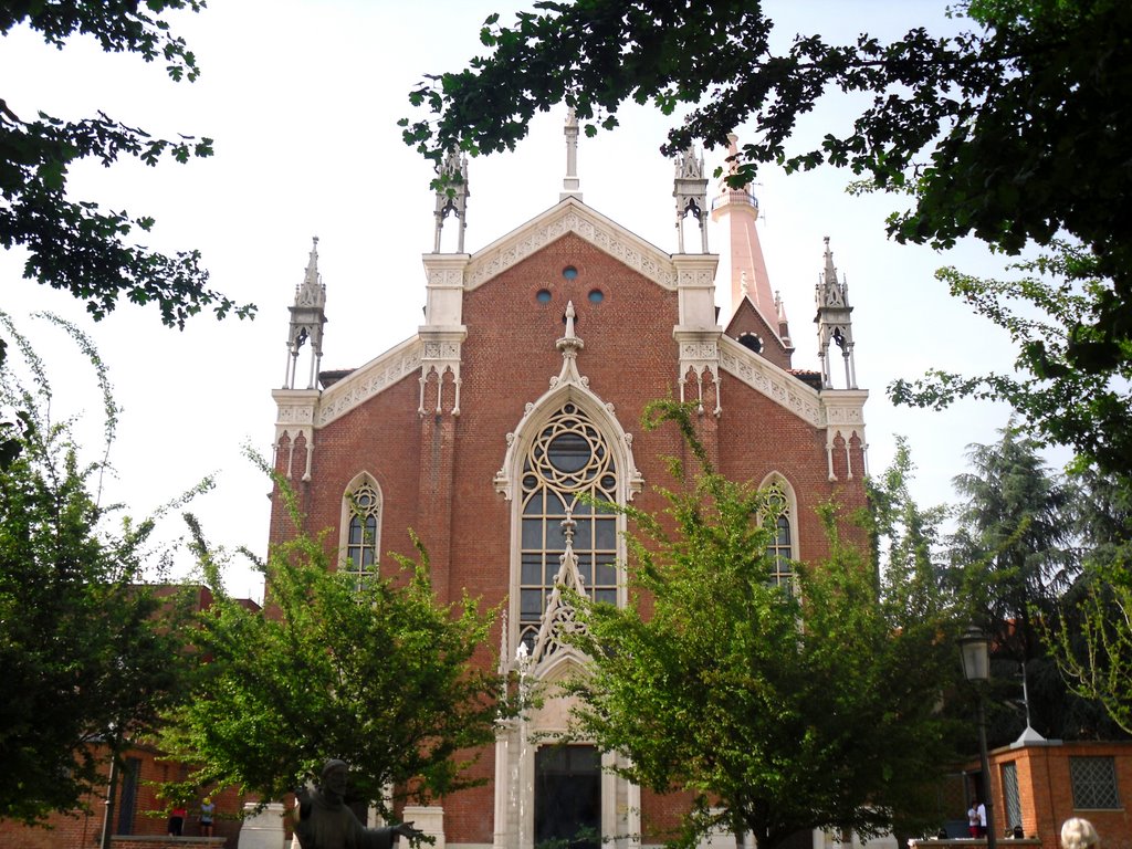 Sacro Cuore - 2 - absolutely beautifull church