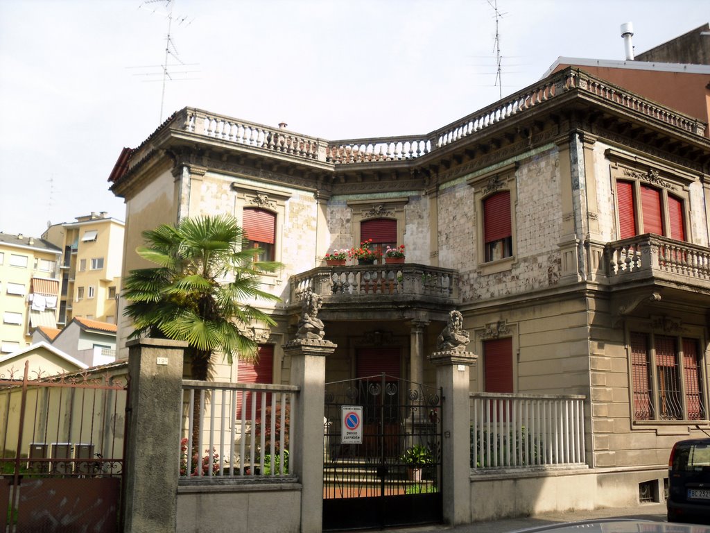 Old beautifull house