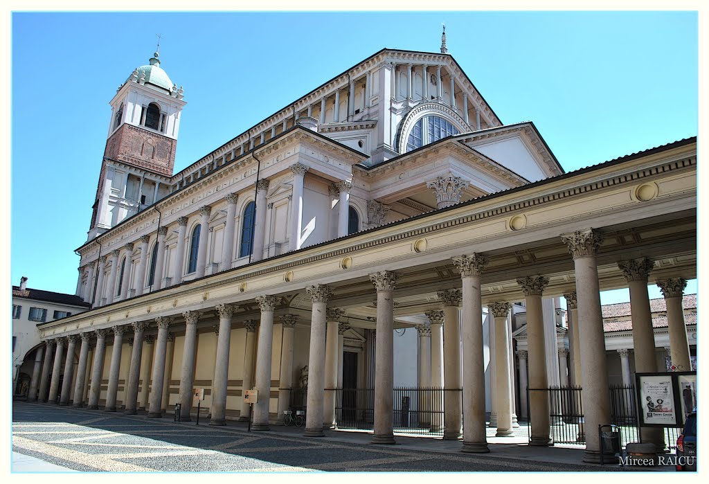 Novara   -  il Duomo