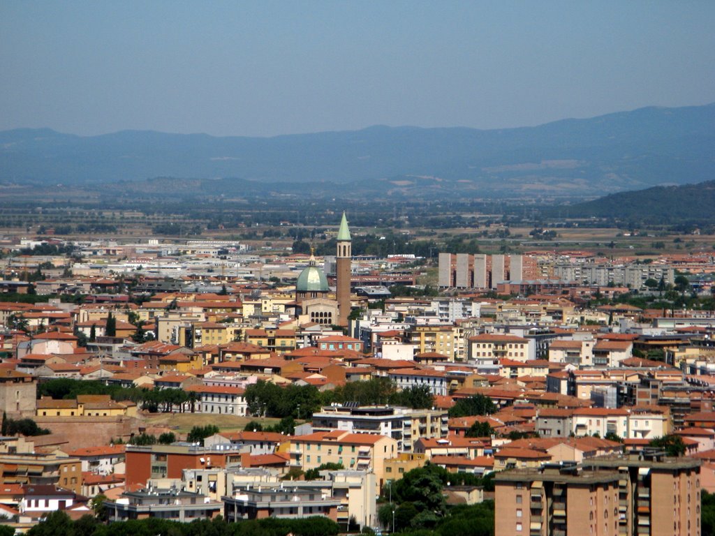 Grosseto, al centro la basilica del Sacro Cuore di Gesù