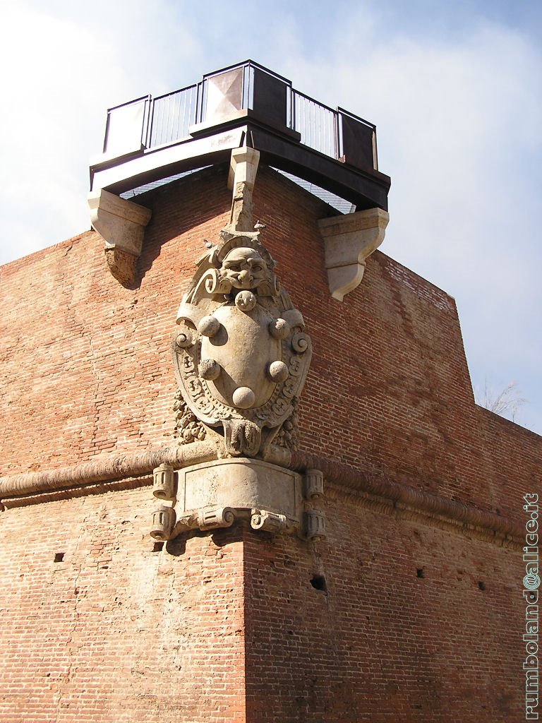 Stemma Mediceo - Mura di Grosseto -