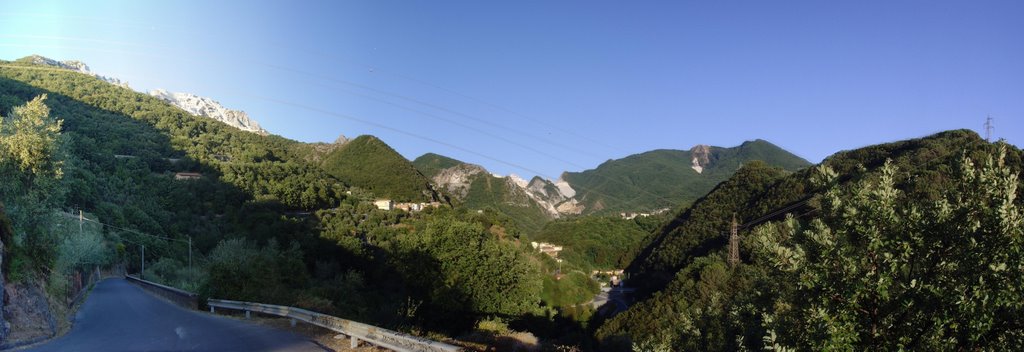 ItalyCarraraon the Way to the Marble Rocks