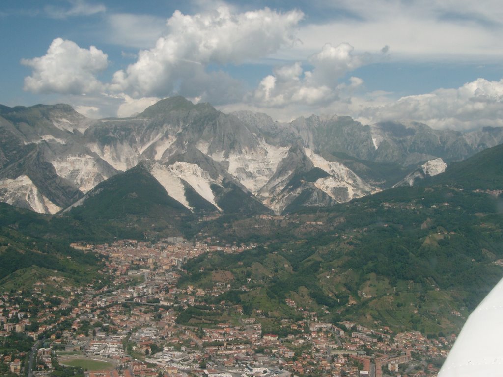 Carrara e le cave di marmo