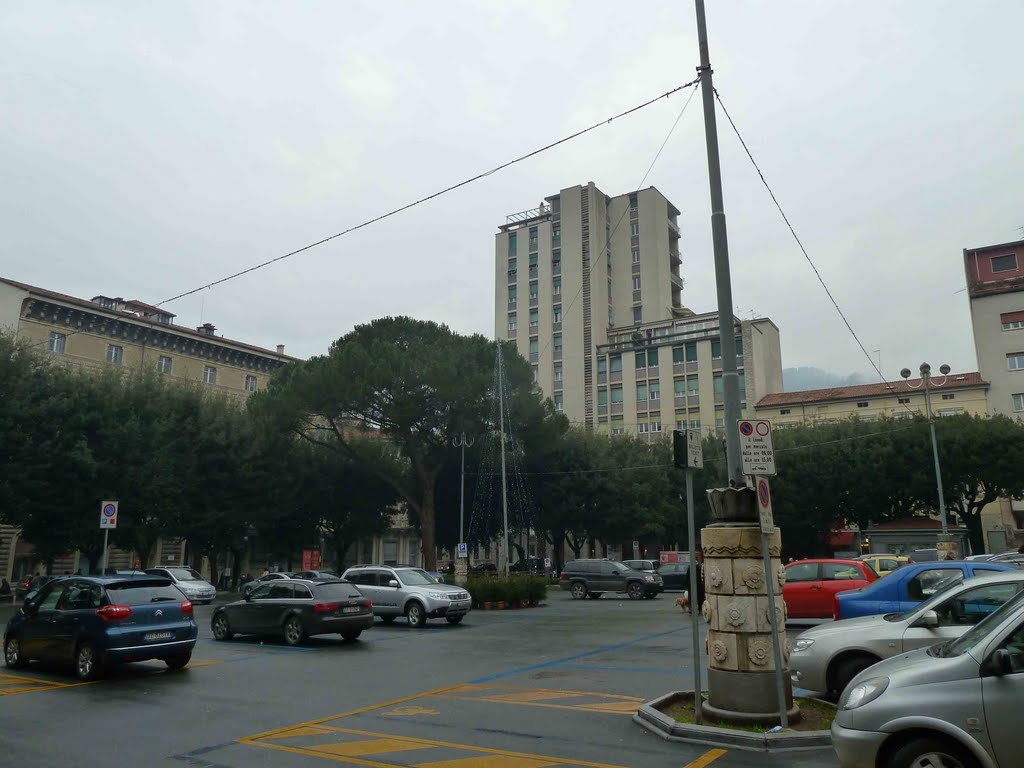 Carrara: Un luogo molto deturpato „www.archicultura.ch“