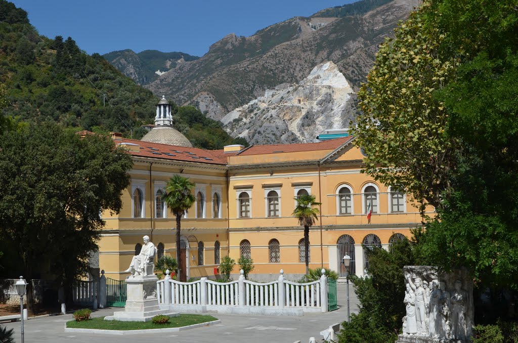 Piazza Antonio Gramsci - Carrare (Italie)