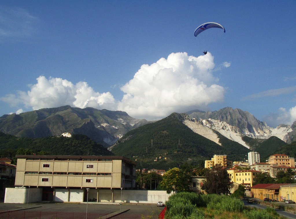 PG landing Carrara
