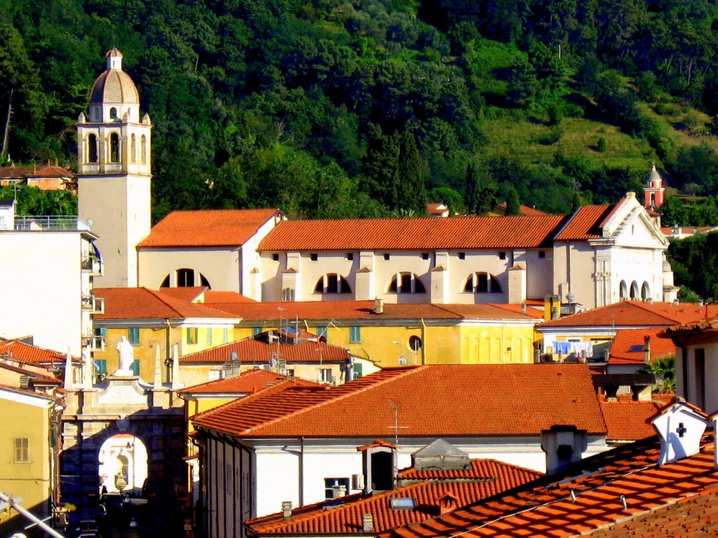 Massa, panoramica sulla Cattedrale