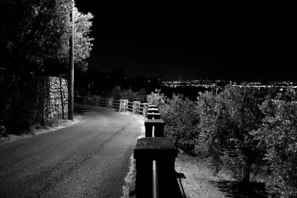 notturno b&W:strada per Filettole