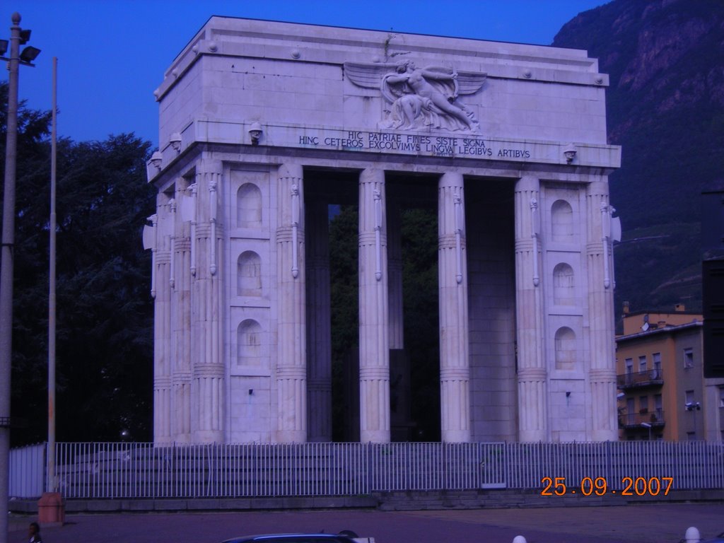 Bozen/Bolzano, Siegesdenkmal - Monumento alla Vittoria