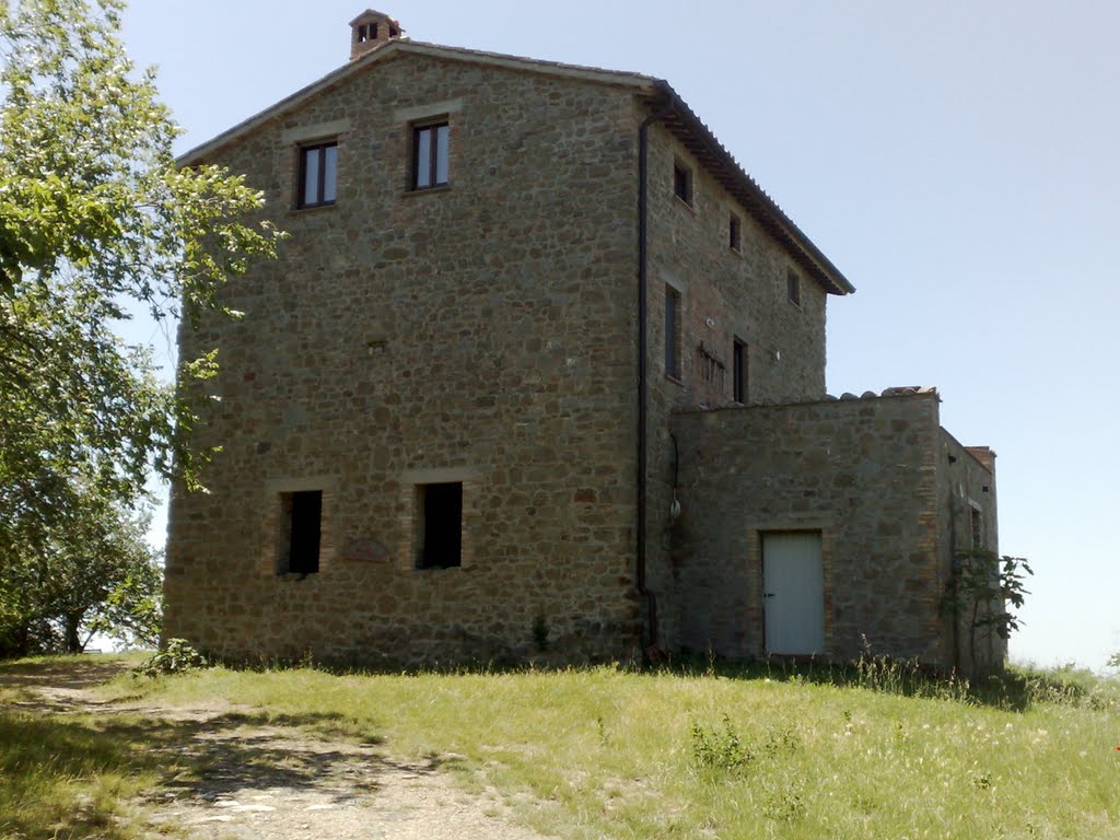 Casolare lungo la strada del Bestiale