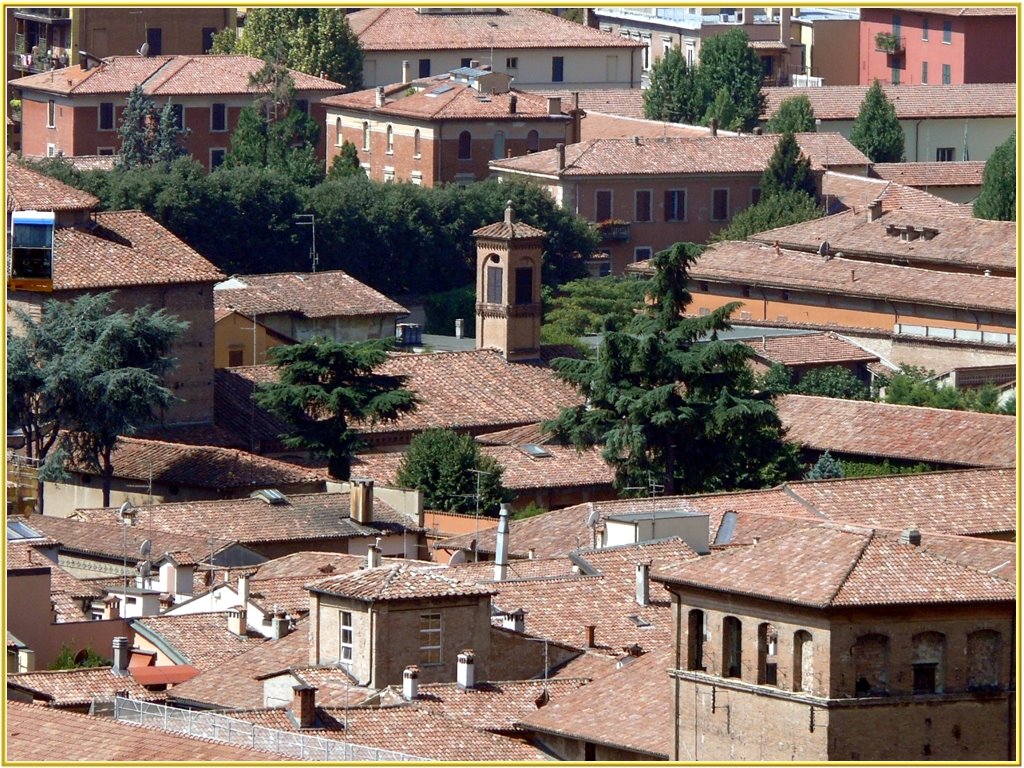 Bologna-Campanile del Corpus Domini (La Santa)