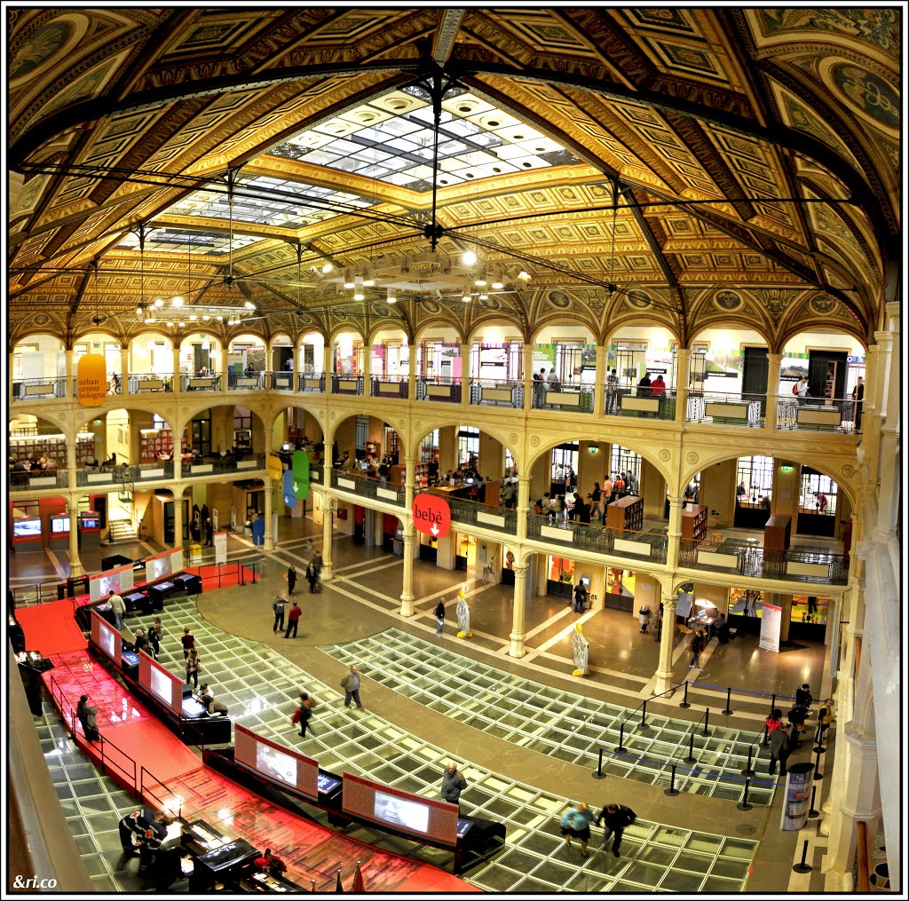Bologna, Urban Center