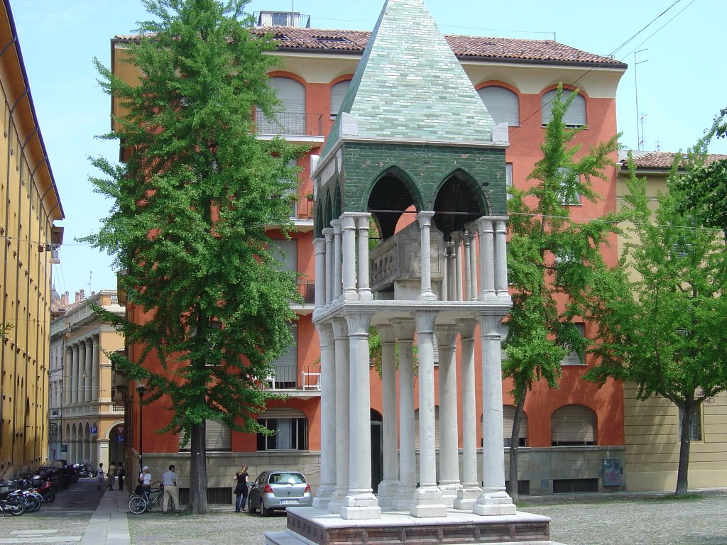Bolonya, Piazza San Domenico