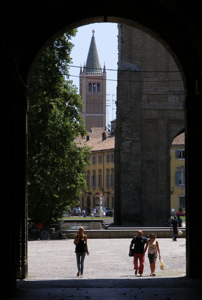 Campanile del Duomo dalla Pilotta