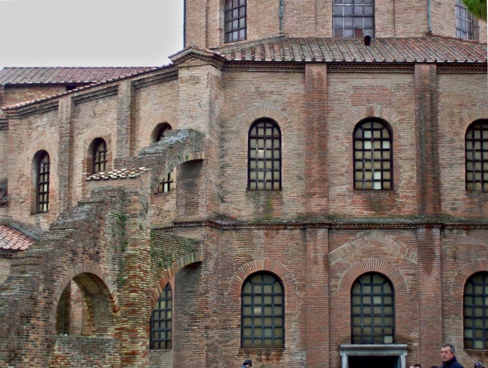 Basilica di San Vitale (posteriore)
