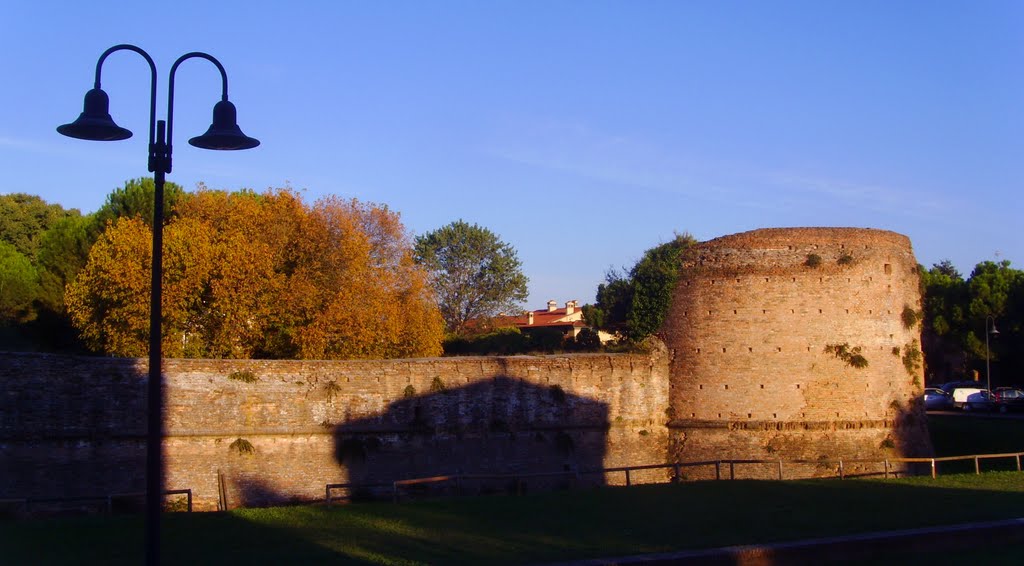 Ravenna - La Rocca Brancaleone al tramonto  (8/10/2010)