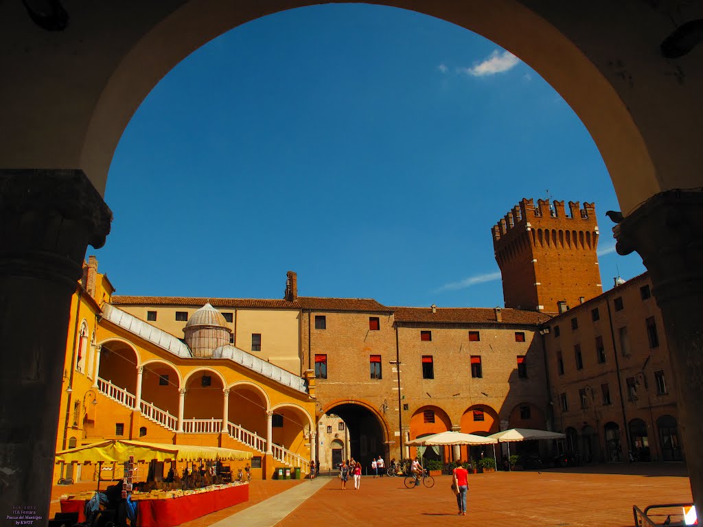 ITA Ferrara Piazza del Municipio by KWOT